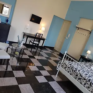 2* Couette-café Central Suites