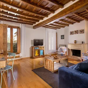 Mytale Luxury Navona Holiday home Rome